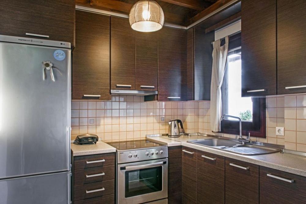 Katevi Luxury Seafront Villa Ierissós Ngoại thất bức ảnh