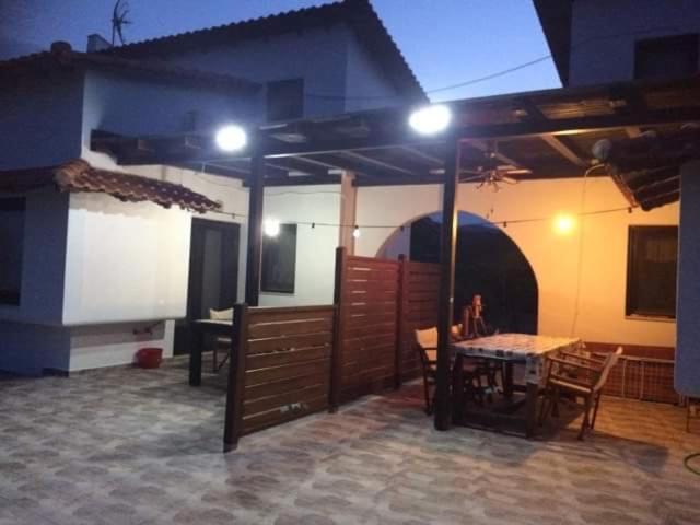 Katevi Luxury Seafront Villa Ierissós Ngoại thất bức ảnh